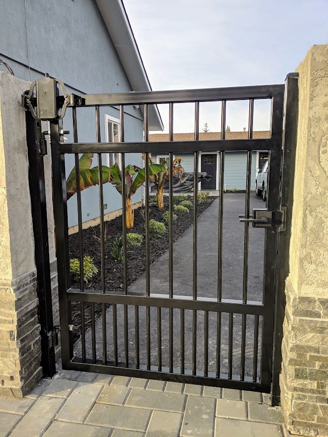 driveway gate in El Paso — guide intro