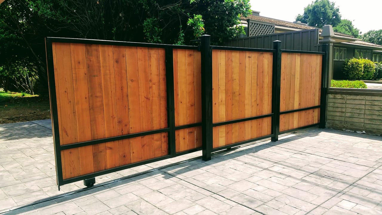 driveway gate in Buffalo — guide intro