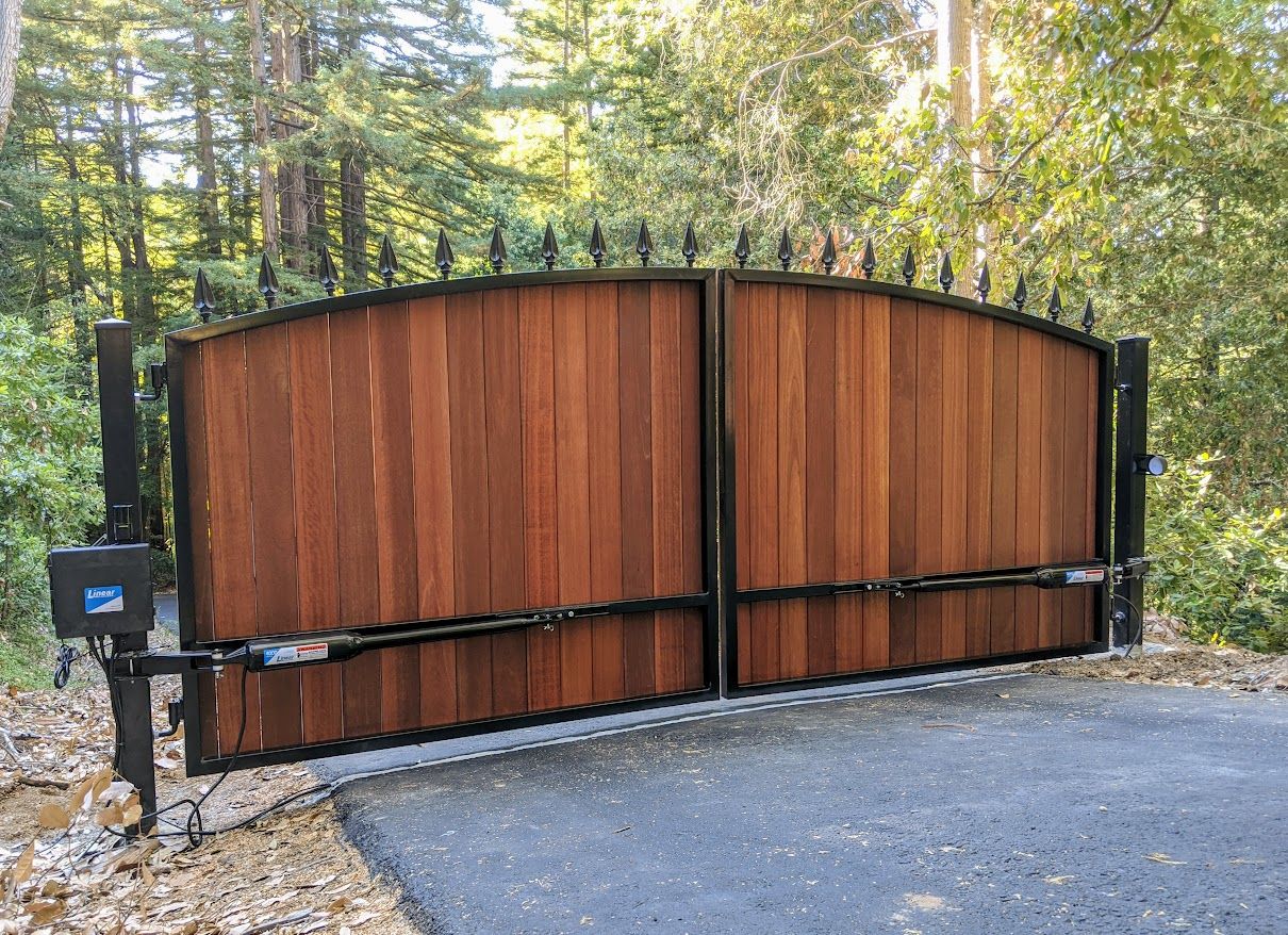 driveway gate in Cleveland — guide intro