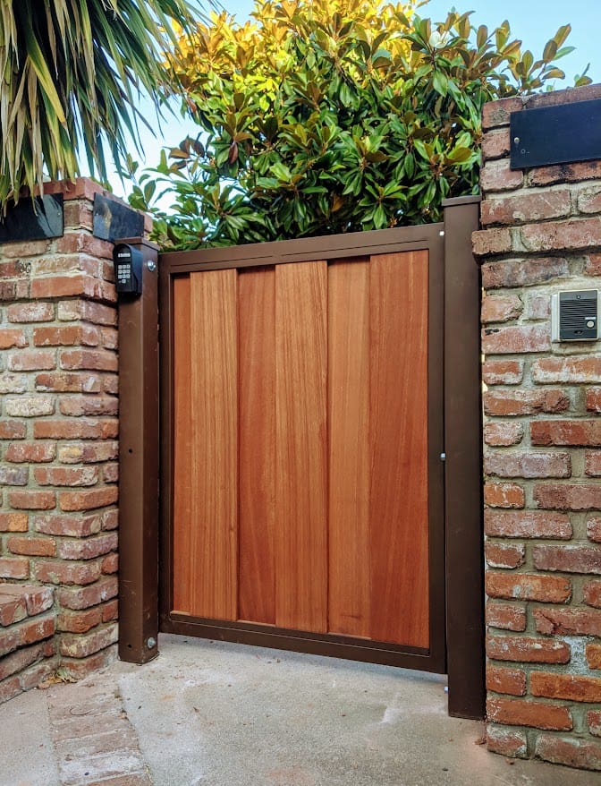 driveway gate in Arlington — local installation