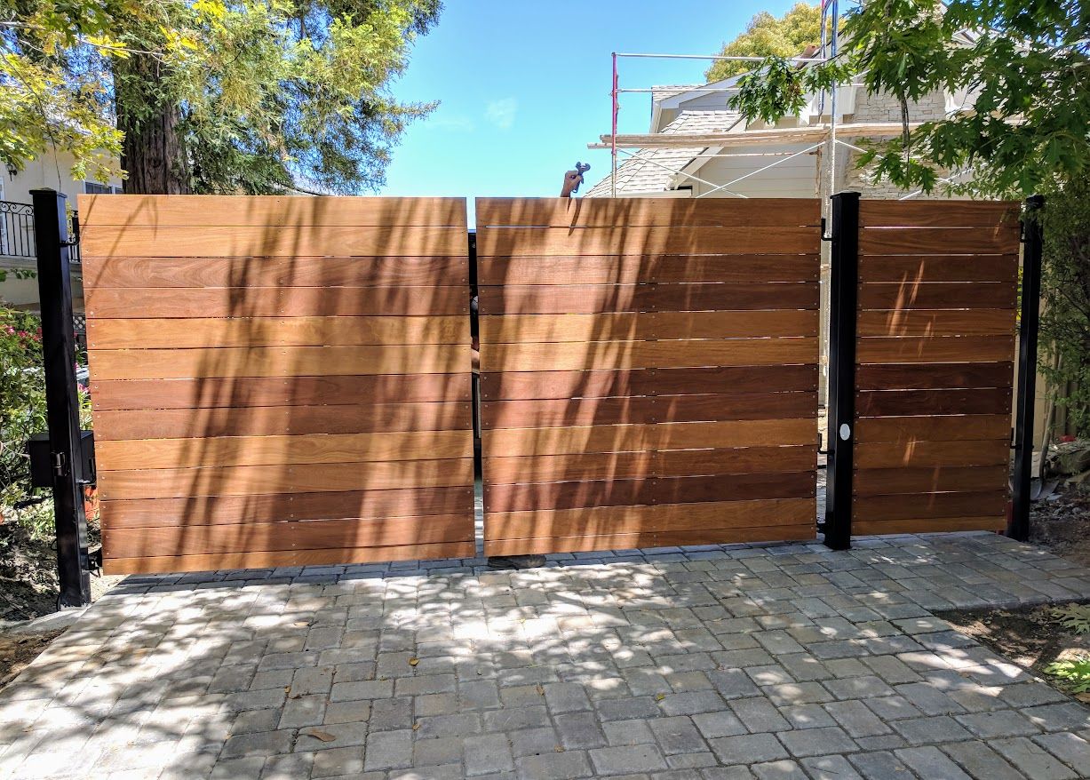 driveway gate in Menlo Park — guide intro