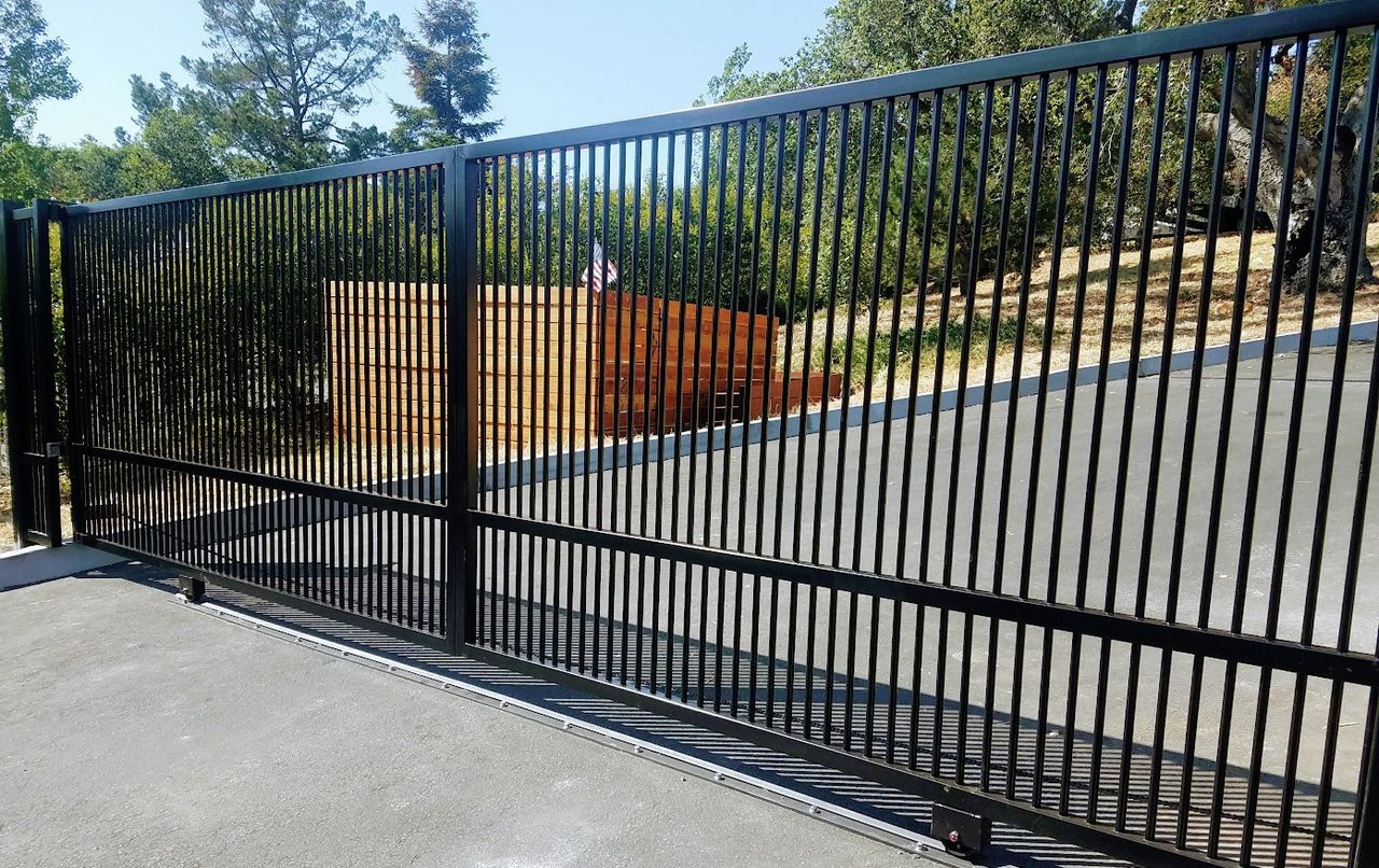 driveway gate in Buffalo — installer tips