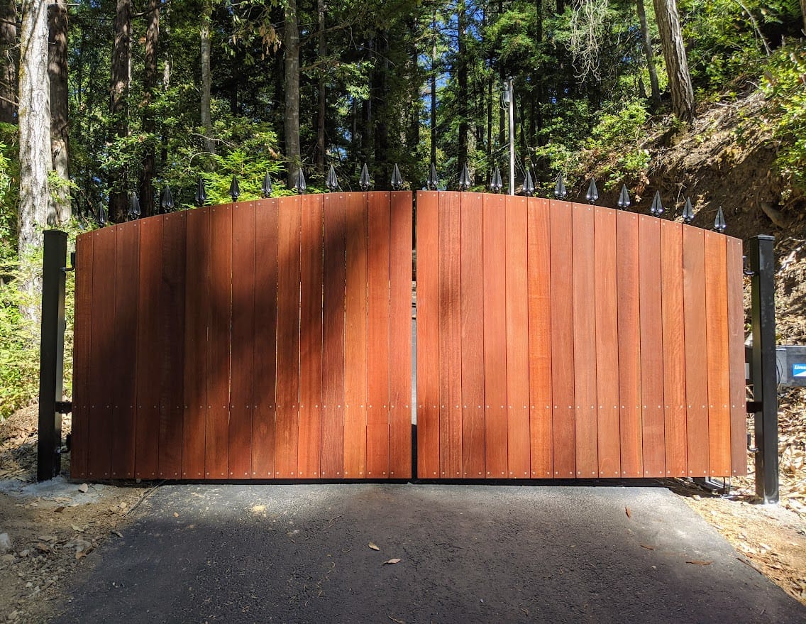 driveway gate in Denver — installer tips