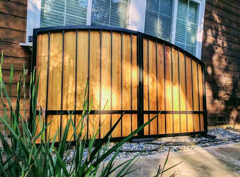 cantilever driveway gate