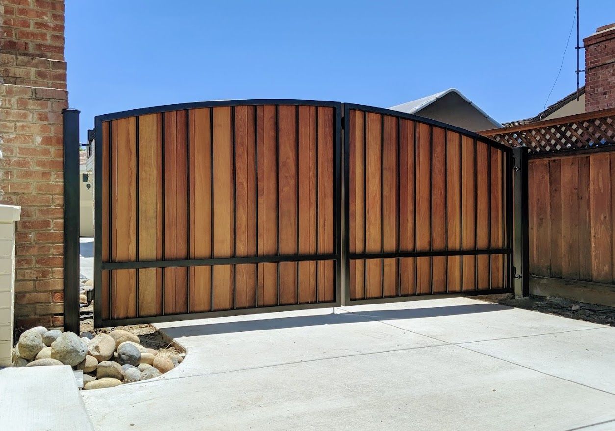 driveway gate in Boston — installer tips