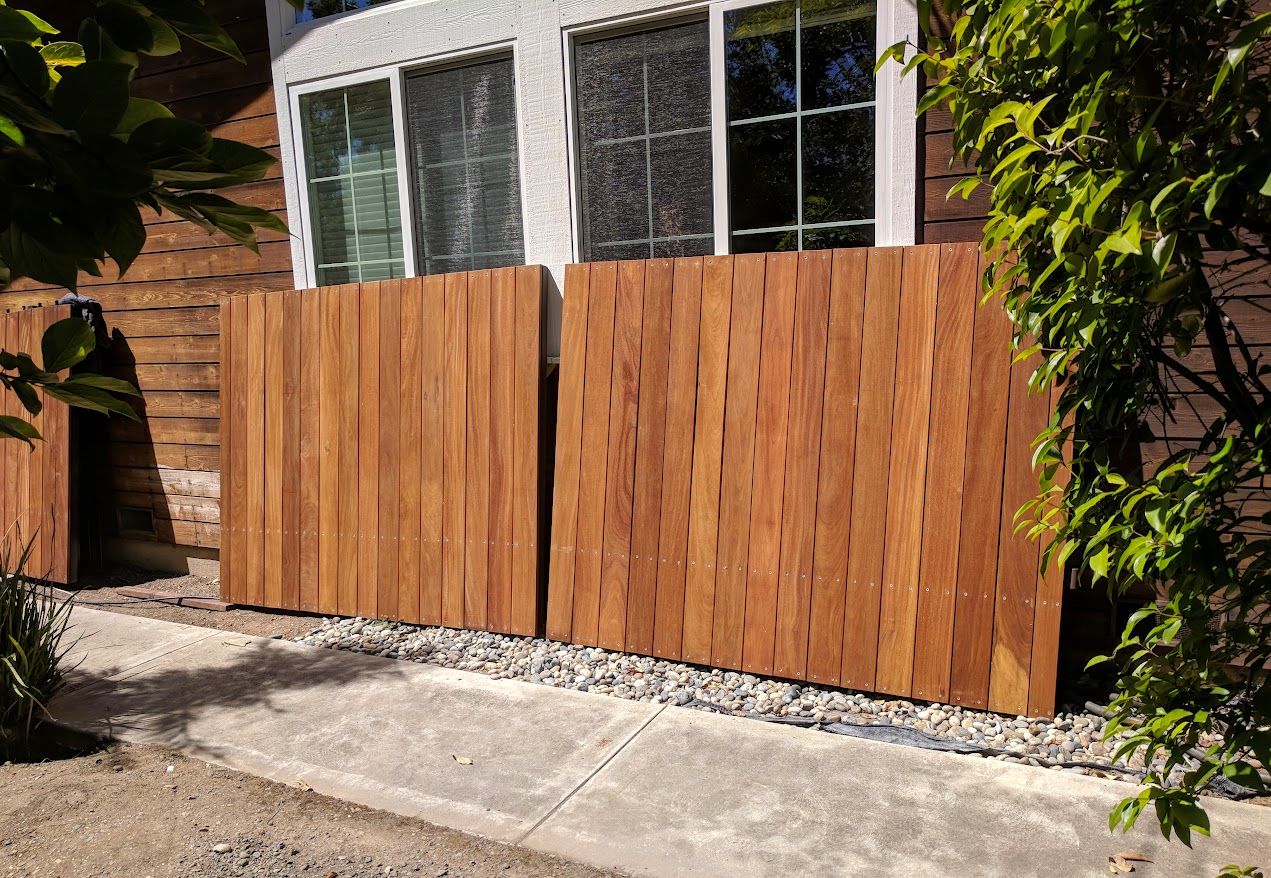 driveway gate in Miami — local installation